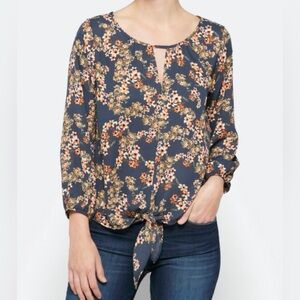 West K tie front blouse